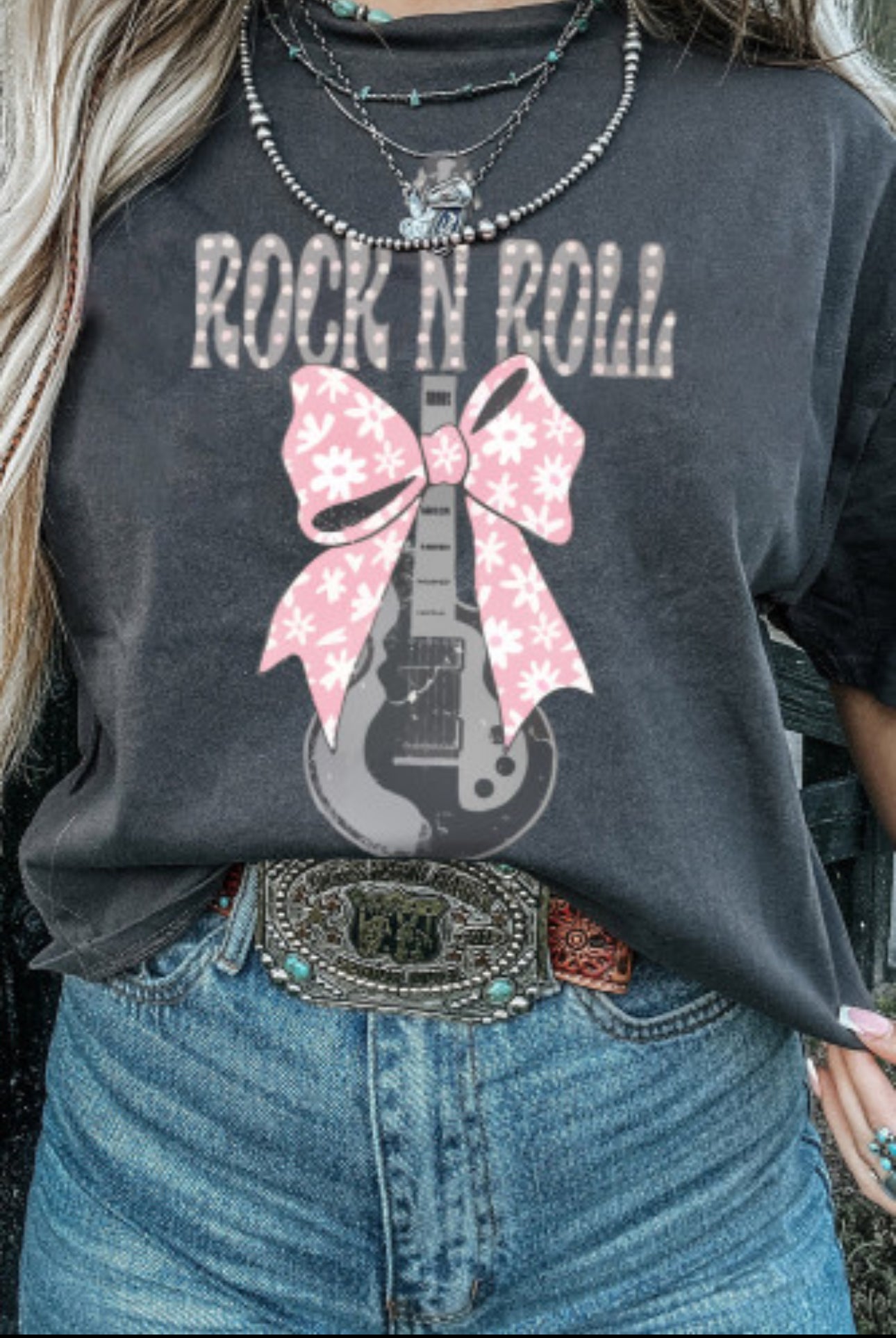 BOW KNOT GUITAR GRAPHIC TEE